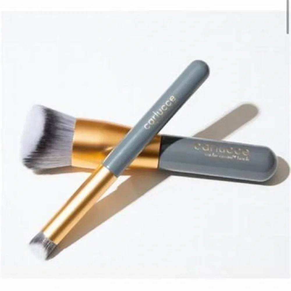 Carlucce Cosmetic‎ Brush Duo (Cache Cream Brush & Hush-Hush Brush) NEW